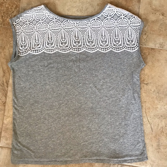 Vintage Lace Slim Fit Tee